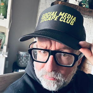 Social Media Escape Club TRUCKER CAP